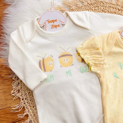 Conj. de Malha 3 Peças - Abelhinhas Bem Me Quer - Amarelo e Off White Conj. de Malha 3 Peças - Abelhinhas Bem Me Quer - Amarelo e Off White